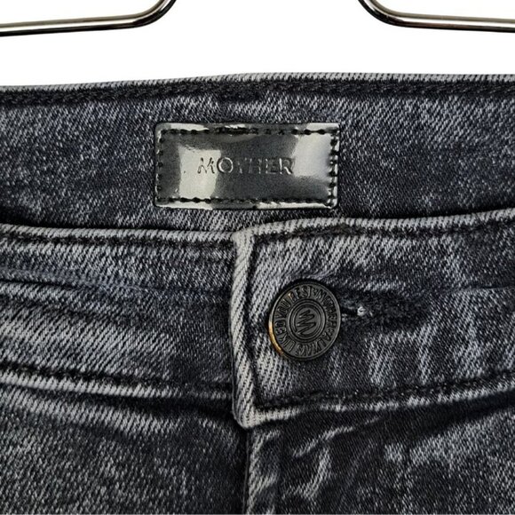 Revolve Mother The Insider Crop Step Fray in Train Stops - Picture 6 of 11